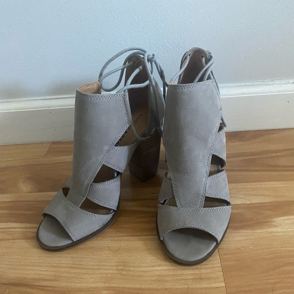 Lucky Brand Cut out Heeled Booties